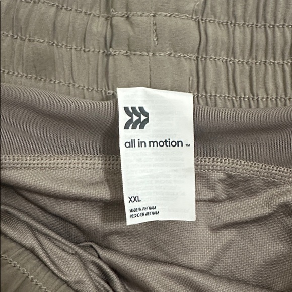 All In Motion Shorts - Picture 2 of 4